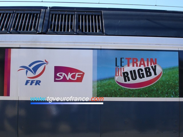 Les logos de la FFR et de la SNCF partenaires du Train du Rugby
