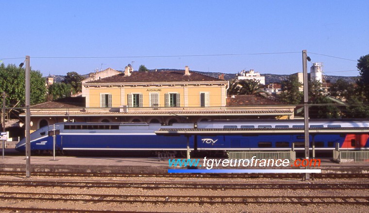 TGV Duplex en gare d'Aubagne