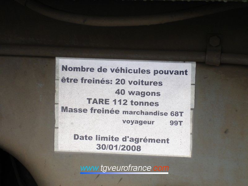 Fiche signalétique apposée sur un bogie de la locomotive CC 7102
