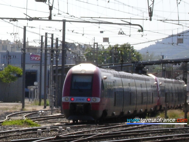 Deux automotrices électriques ZGC (Z 27500)
de la Région Languedoc-Roussillon au dépôt de Marseille-Blancarde